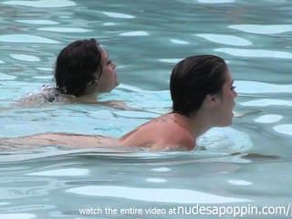 Naked Fun In The Outdoors With Amazing Women At Nudes A Poppin