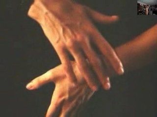 Alyssa Milano&charlotte Lewis